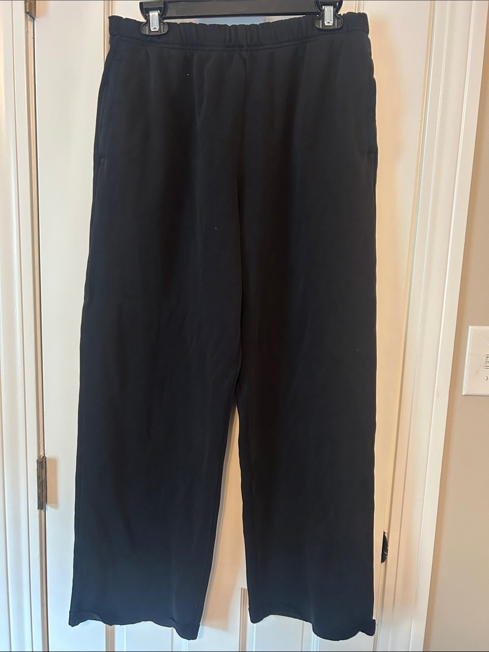 SKIMS Black Wide-Leg Sweatpants